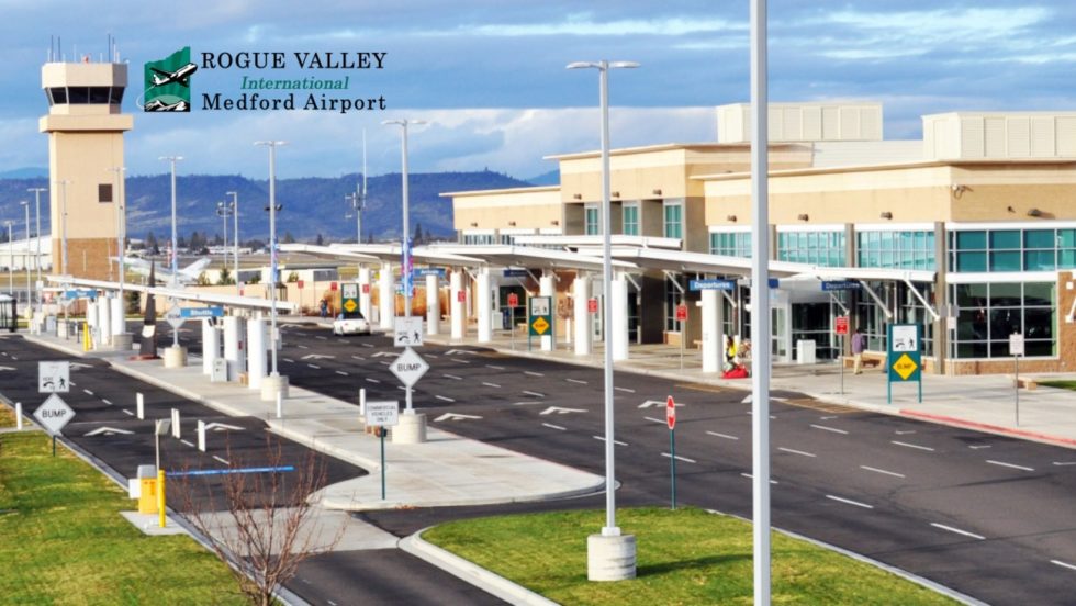 Bend Oregon Airport Guide Bend Relocation Services   Rogue Valley Medford Oregon Airport 980x552 